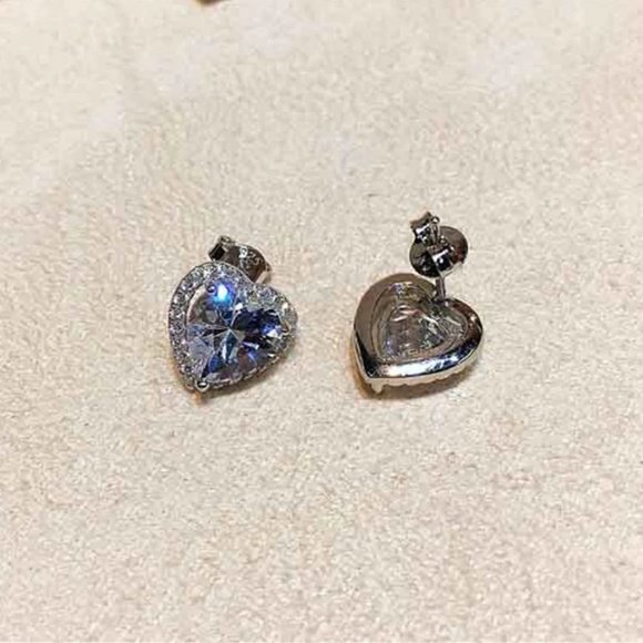 NEW Sterling Silver Diamond Halo Heart Earrings - Picture 5 of 5